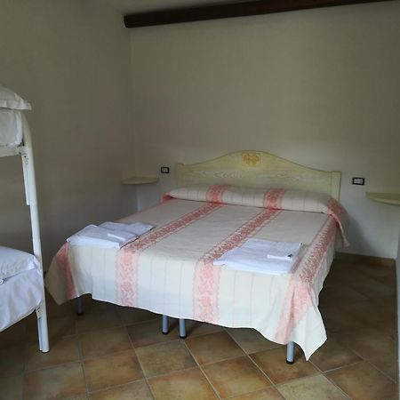 Tertenìa Agriturismo Donnolu חדר תמונה
